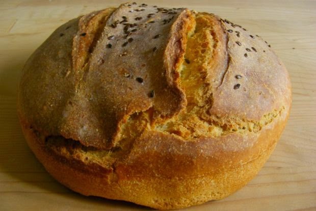 Από το 1947 είχε εισηγηθεί ο Ιορδάνης Δημητριάδης την προσθήκη σόγιας στο ψωμί